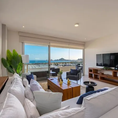 Spacious New 3Br Condo With Amazing Ocean Views